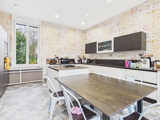  Maison � vendre 8 pi�ces 240 m�