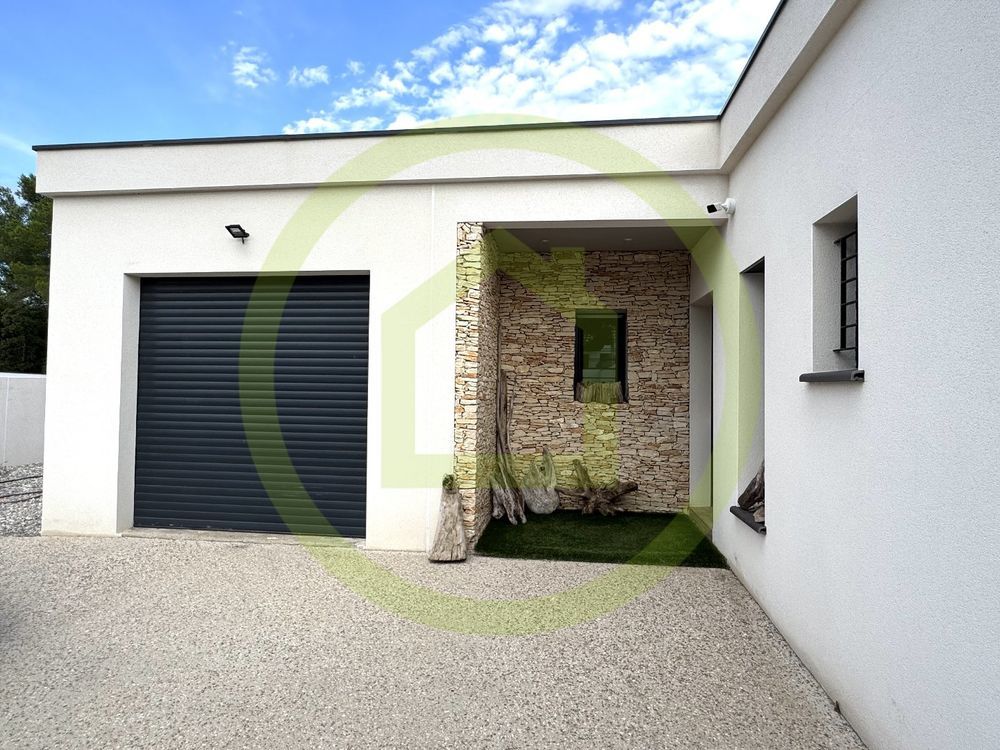 � vendre  Villa Nimes (30900)
