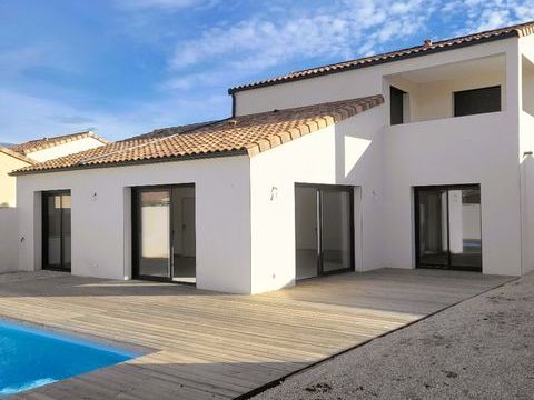   Maison Maison - 4 pi�ce(s) - 141 m�