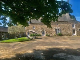  Maison � vendre 15 + pi�ces 440 m�