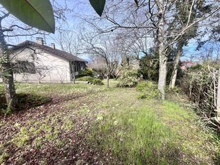  Terrain � vendre 3 pi�ces 1060 m�