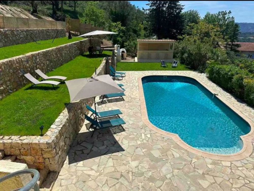 � vendre  Maison Grasse (06130)