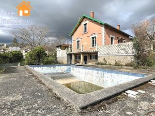  Maison � vendre 4 pi�ces 165 m�