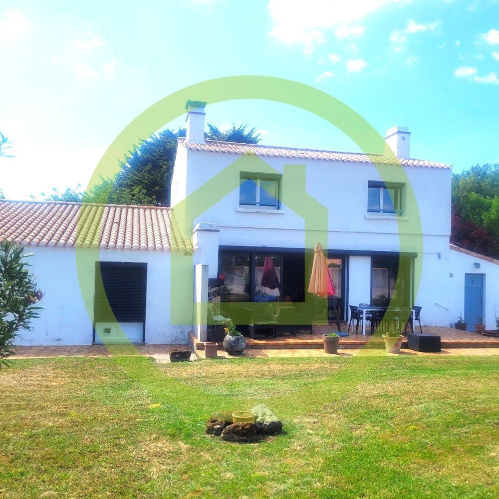 � vendre  Villa La Gu�rini�re (85680)