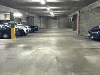  Parking / Garage � vendre 9 m�