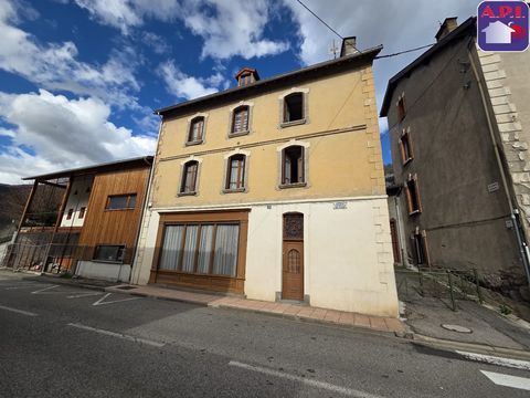   Maison Maison - 7 pi�ce(s) - 170 m�