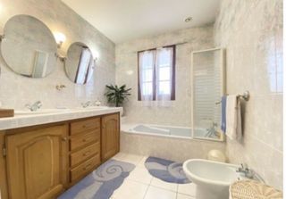  Villa � vendre 8 pi�ces 200 m�