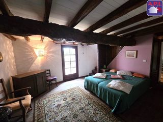  Villa � vendre 8 pi�ces 300 m�