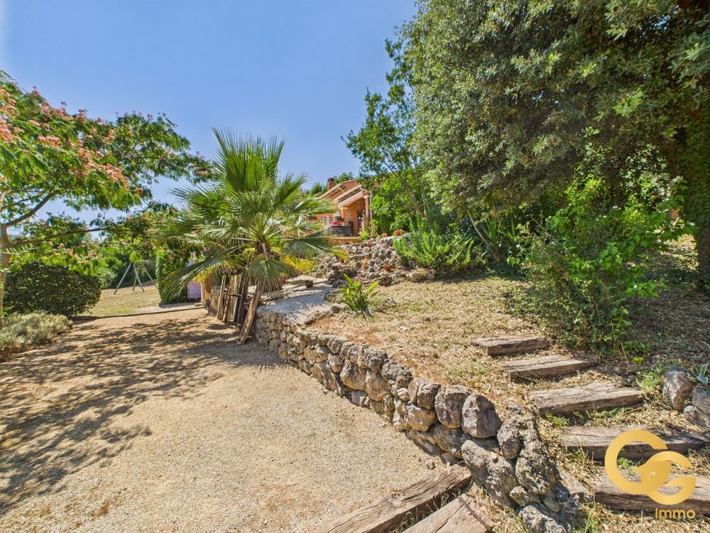 � vendre  Villa Le Tignet (06530)