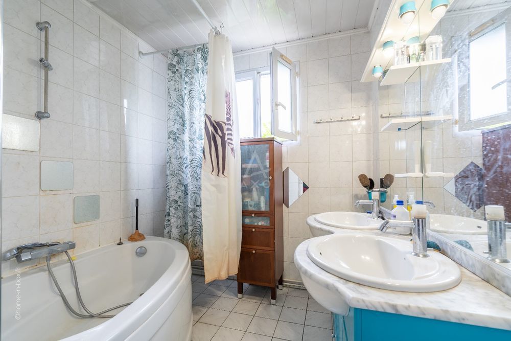 � vendre  Villa Villemomble (93250)