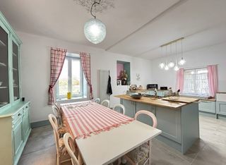  Maison � vendre 8 pi�ces 193 m�