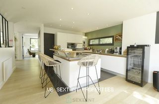  Villa � vendre 8 pi�ces 228 m�