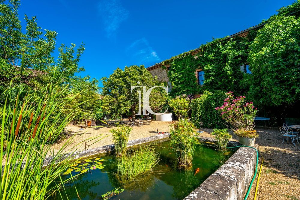 � vendre  Villa Uz�s (30700)