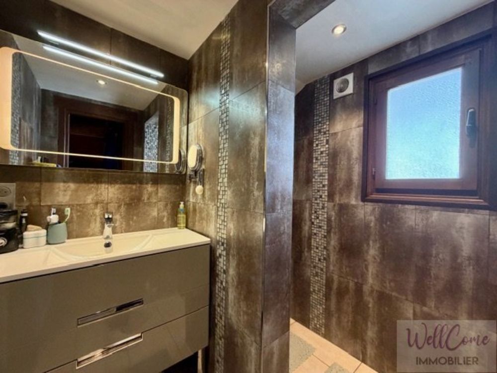 � vendre  Villa Albiez-Montrond (73300)