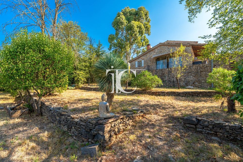 � vendre  Villa Les Vans (07140)