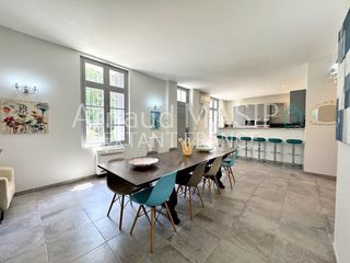  Propri�t�/ch�teau � vendre 10 pi�ces 294 m�