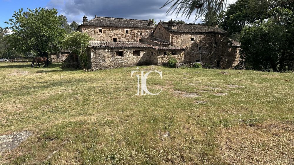 � vendre  Villa Les Vans (07140)