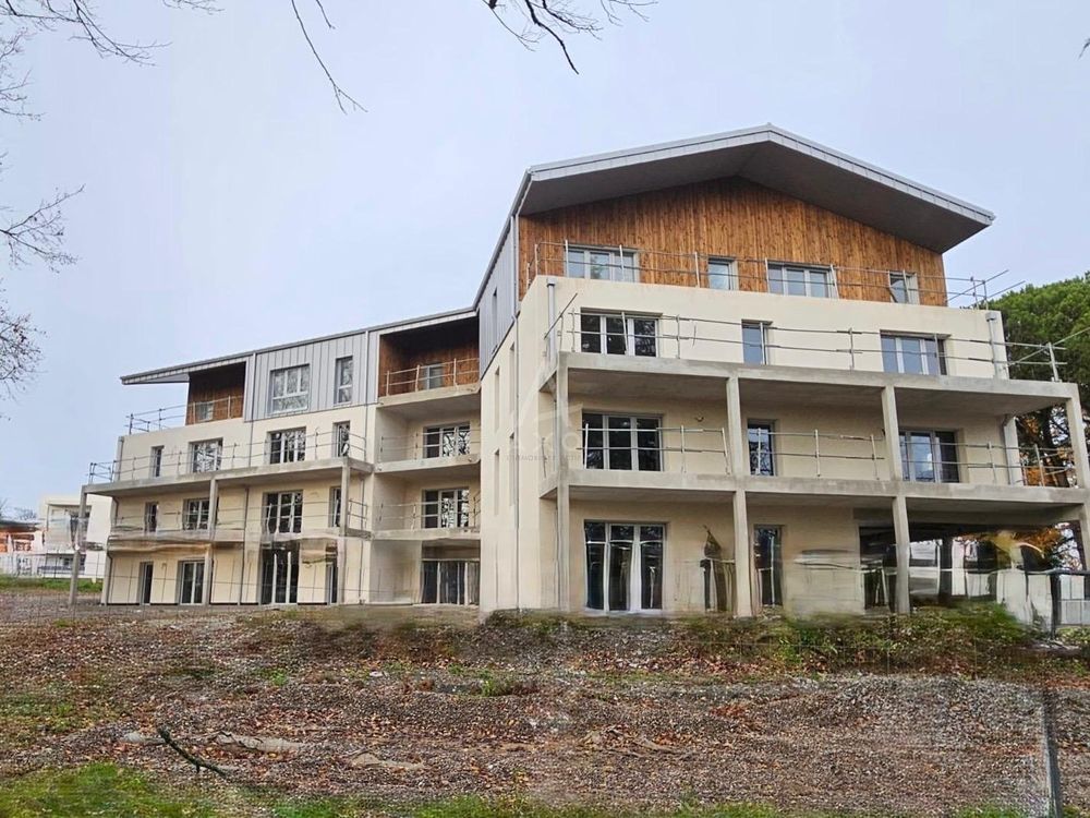   La Roche-sur-Yon (85000)