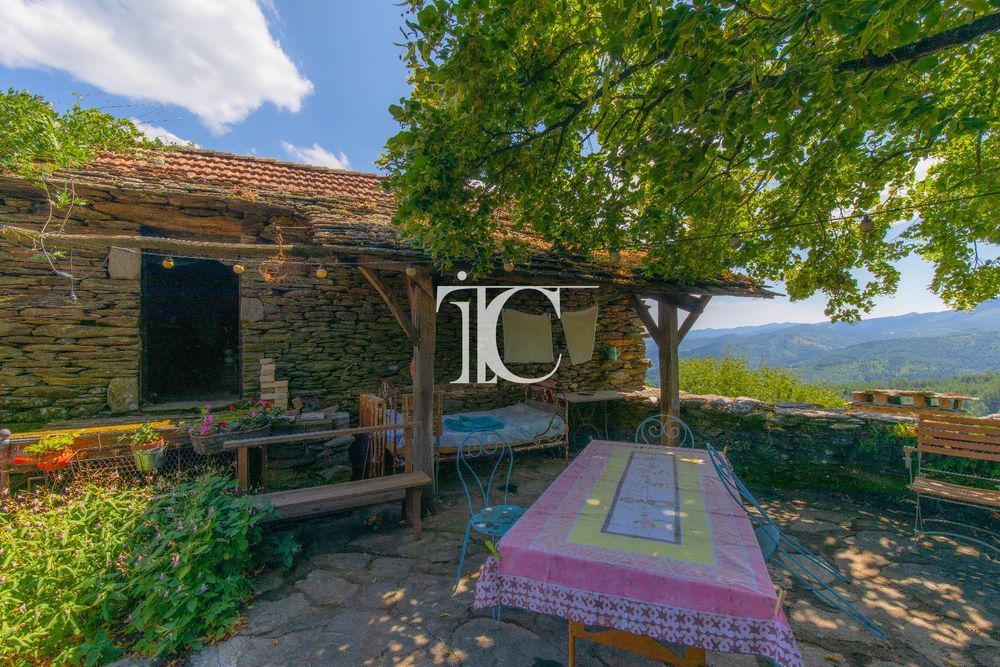 � vendre  Villa Les Vans (07140)