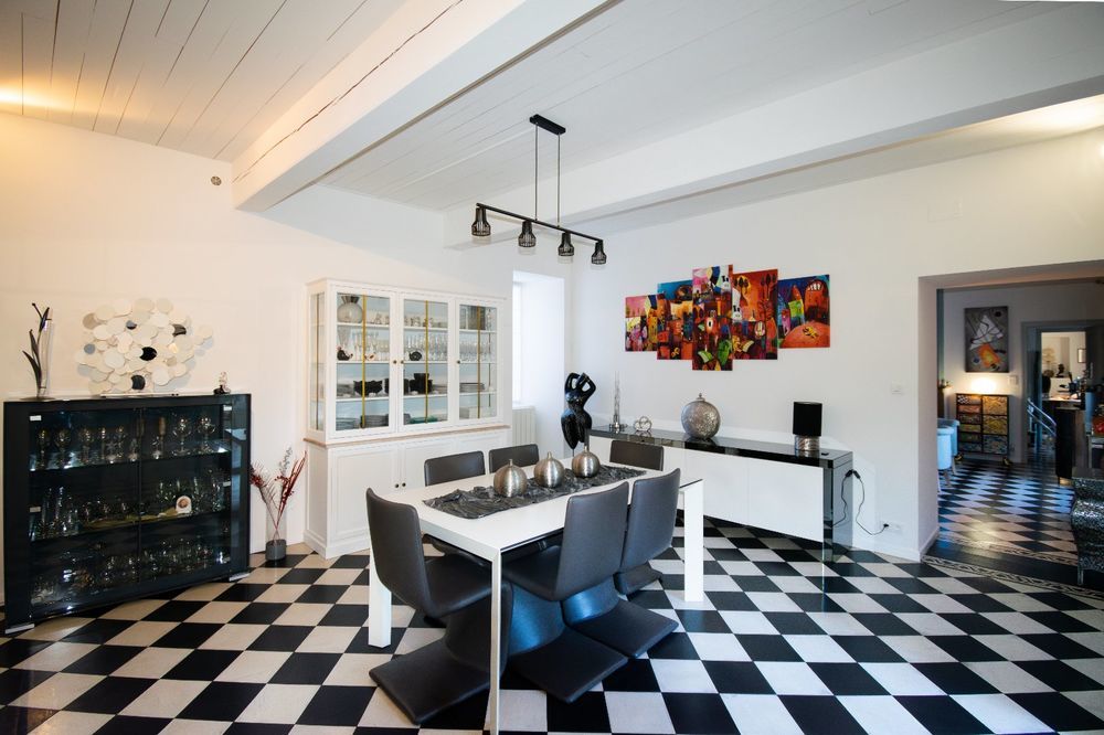 � vendre  Villa P�zenas (34120)