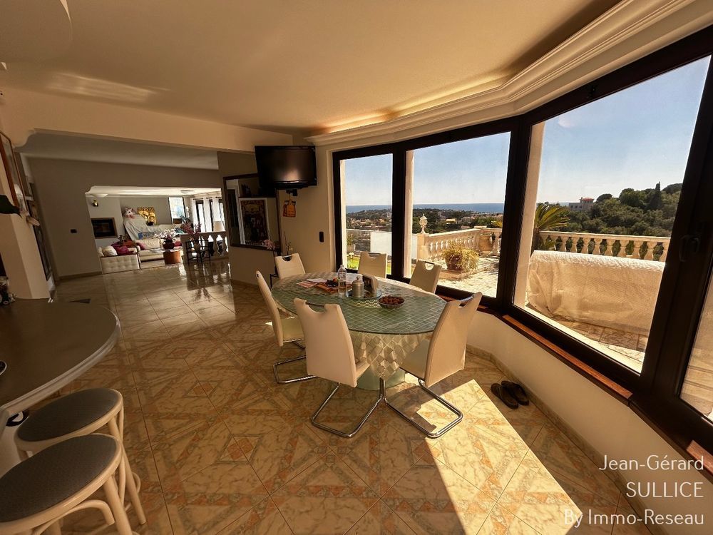 � vendre  Maison Roquebrune-Cap-Martin (06190)