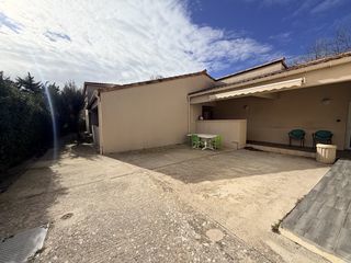  Immeuble � vendre 469 m�