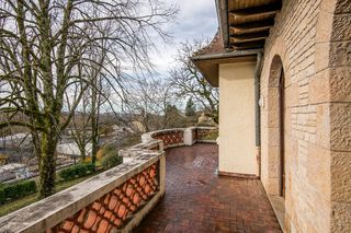  Maison � vendre 9 pi�ces 260 m�