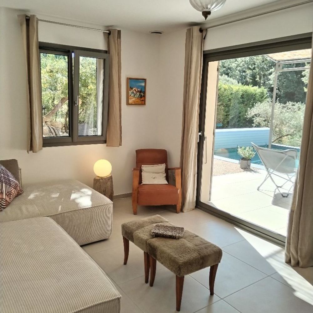 � vendre  Maison Venasque (84210)