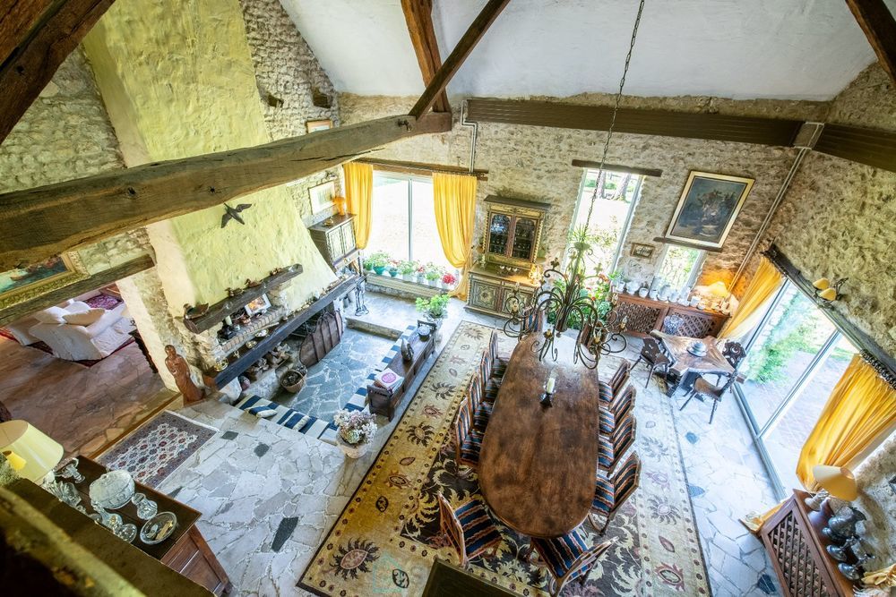 � vendre  Villa Fontainebleau (77300)