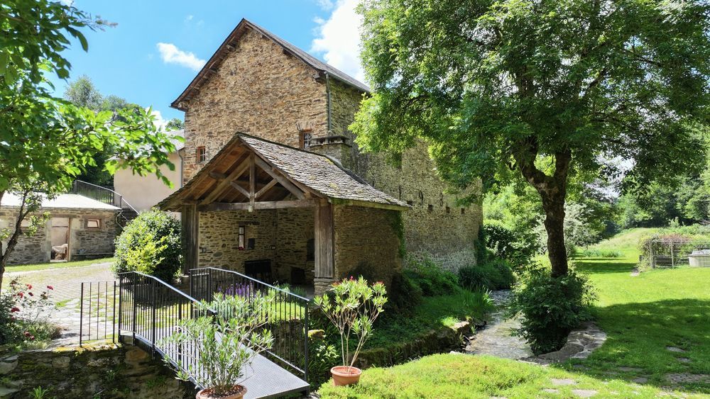 � vendre  Maison Salmiech (12120)