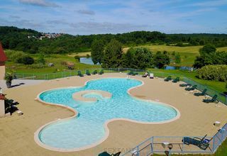  Villa � vendre 15 + pi�ces 1830 m�