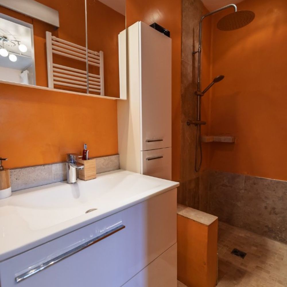 � vendre  Villa Jouques (13490)