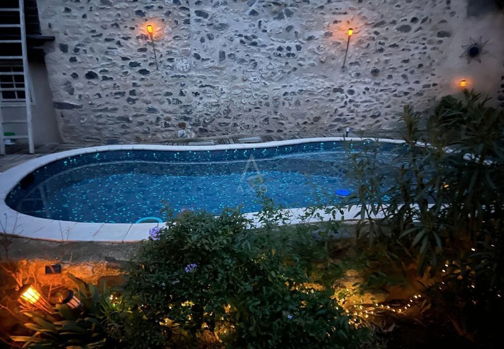 � vendre  Villa P�zenas (34120)