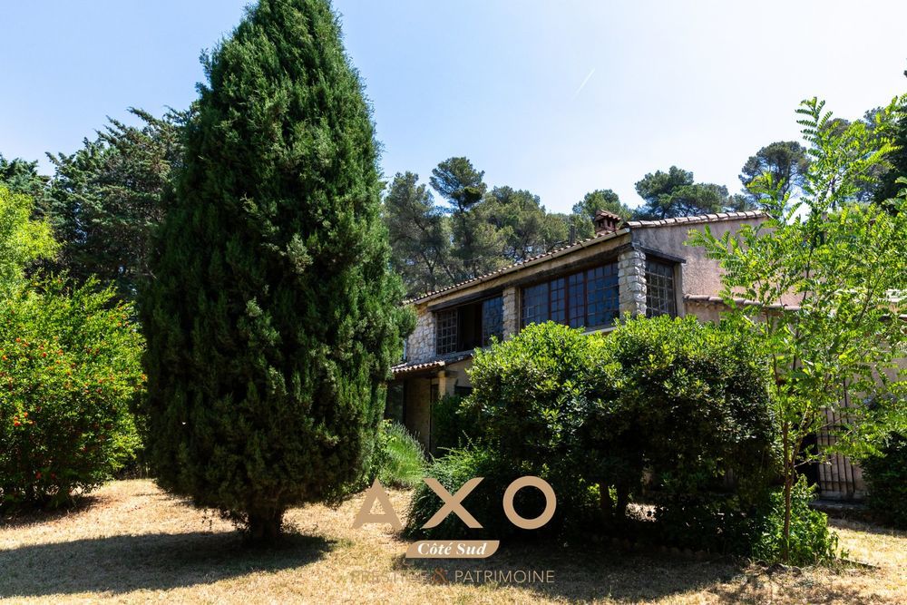 � vendre  Villa Aix-en-Provence (13090)