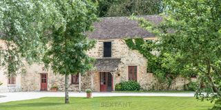  Villa � vendre 15 + pi�ces 1130 m�