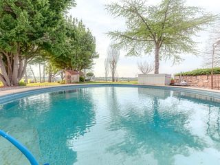  Maison � vendre 9 pi�ces 276 m�