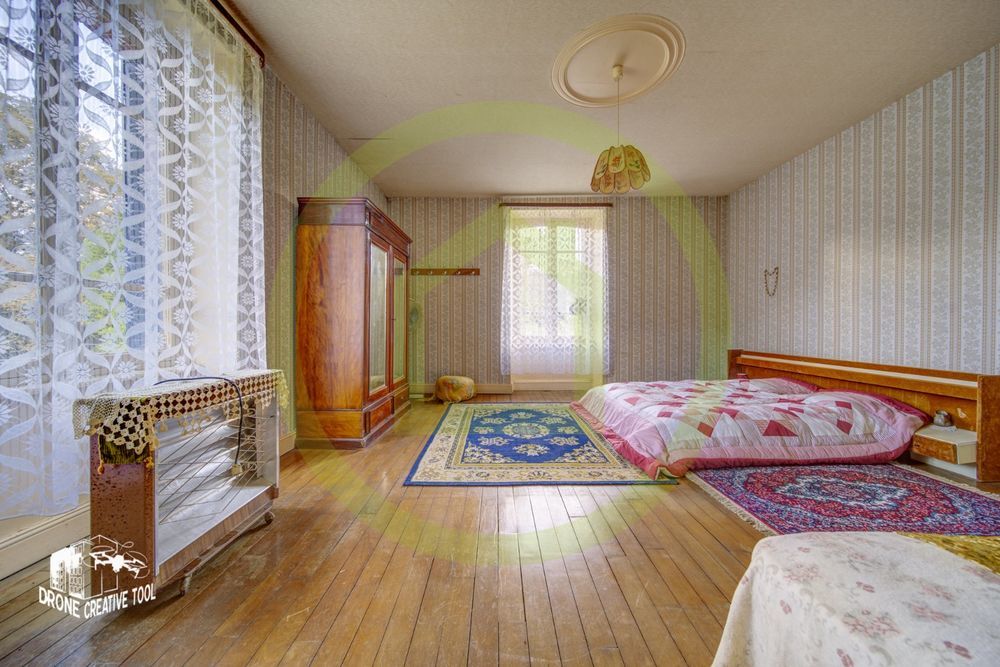 � vendre  Maison Lacroix-sur-Meuse (55300)