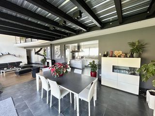  Maison � vendre 6 pi�ces 213 m�