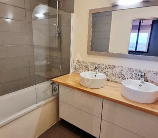  Appartement � vendre 5 pi�ces 94 m�