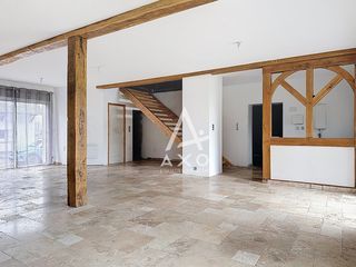  Maison � vendre 8 pi�ces 223 m�