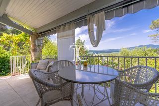  Villa � vendre 7 pi�ces 178 m�