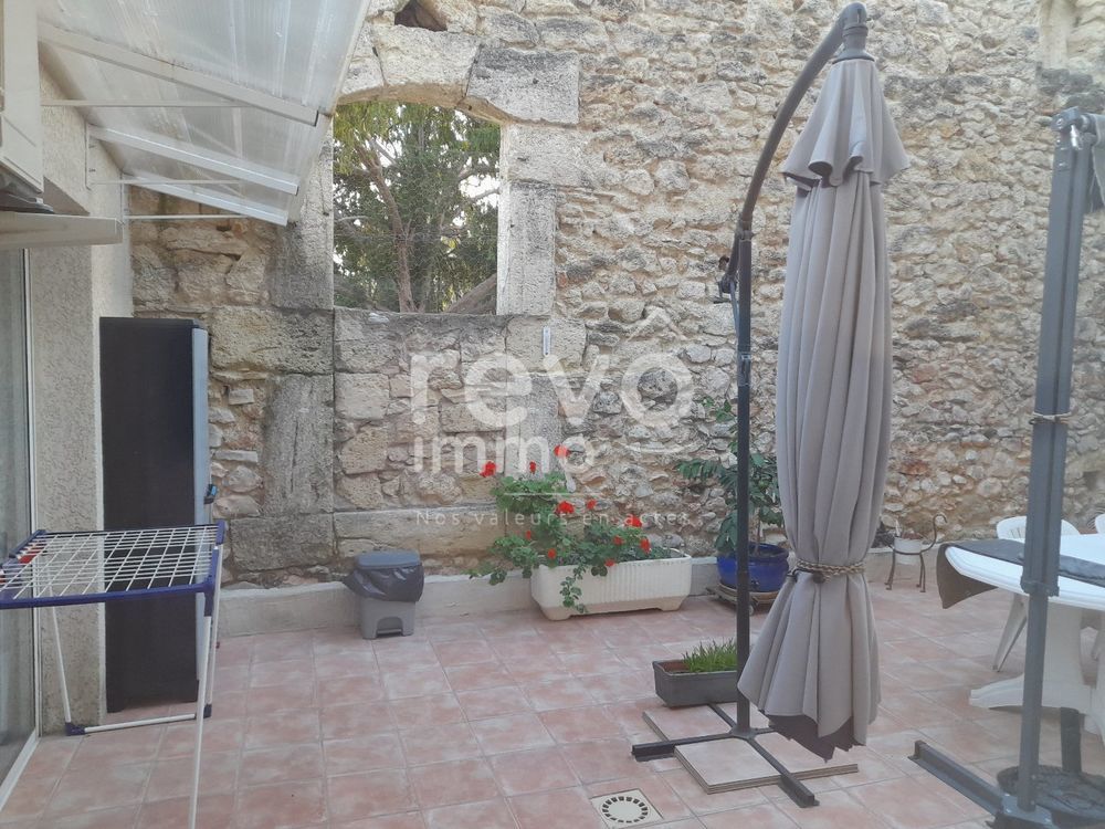 � vendre  Maison Montbazin (34560)