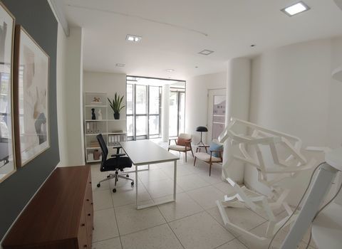 Locaux d'activit&eacute; 499900 12000 Rodez