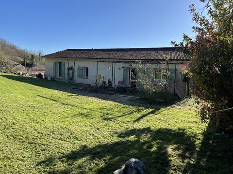   Maison de village Maison - 5 pi�ce(s) - 197 m�