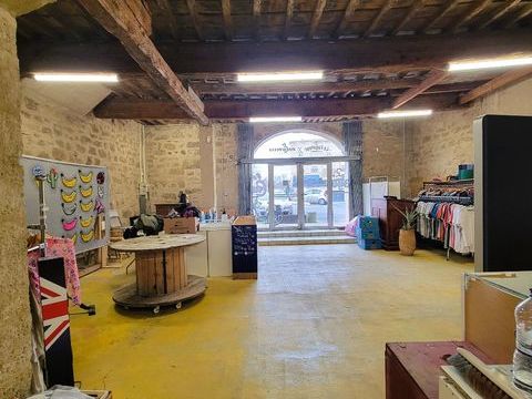 Local commercial 298000 34120 Pezenas