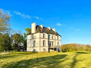  Villa � vendre 8 pi�ces 250 m�