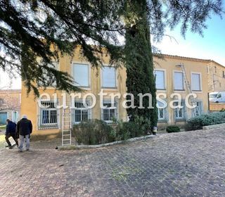  Immeuble � vendre 15 + pi�ces 880 m�