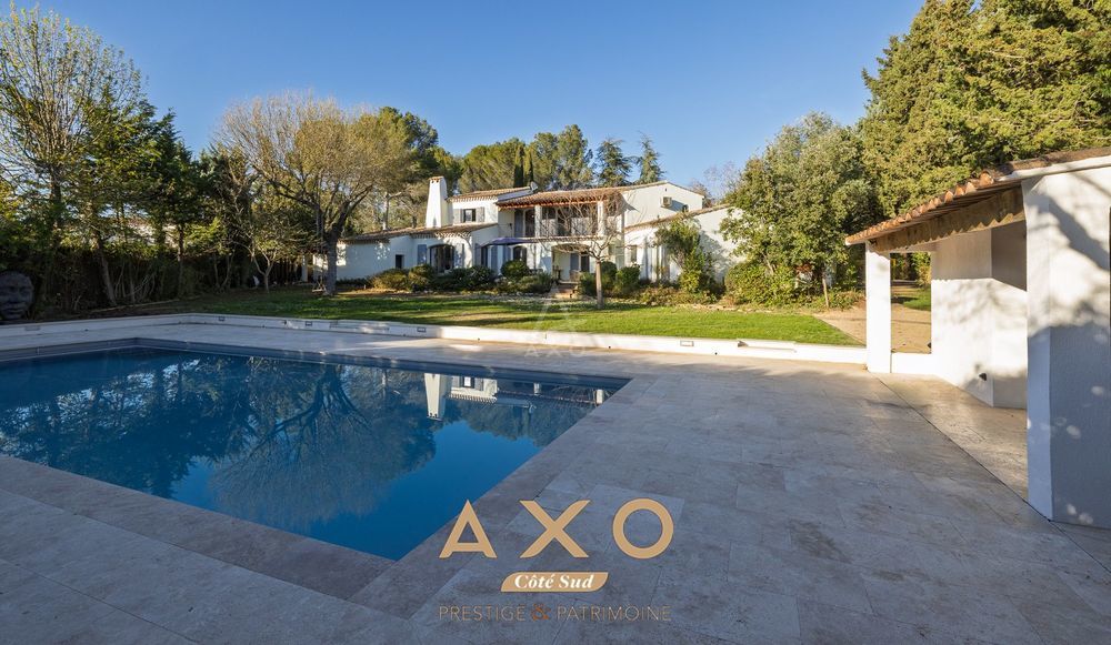 � vendre  Villa Aix-en-Provence (13100)