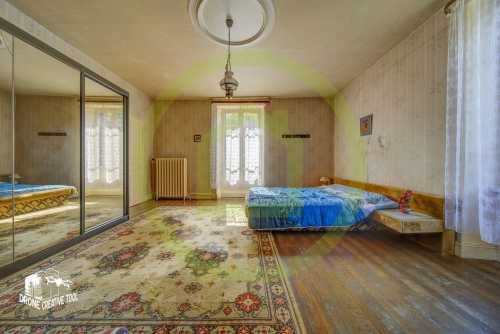 � vendre  Maison Lacroix-sur-Meuse (55300)