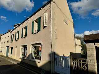  Immeuble � vendre 281 m�